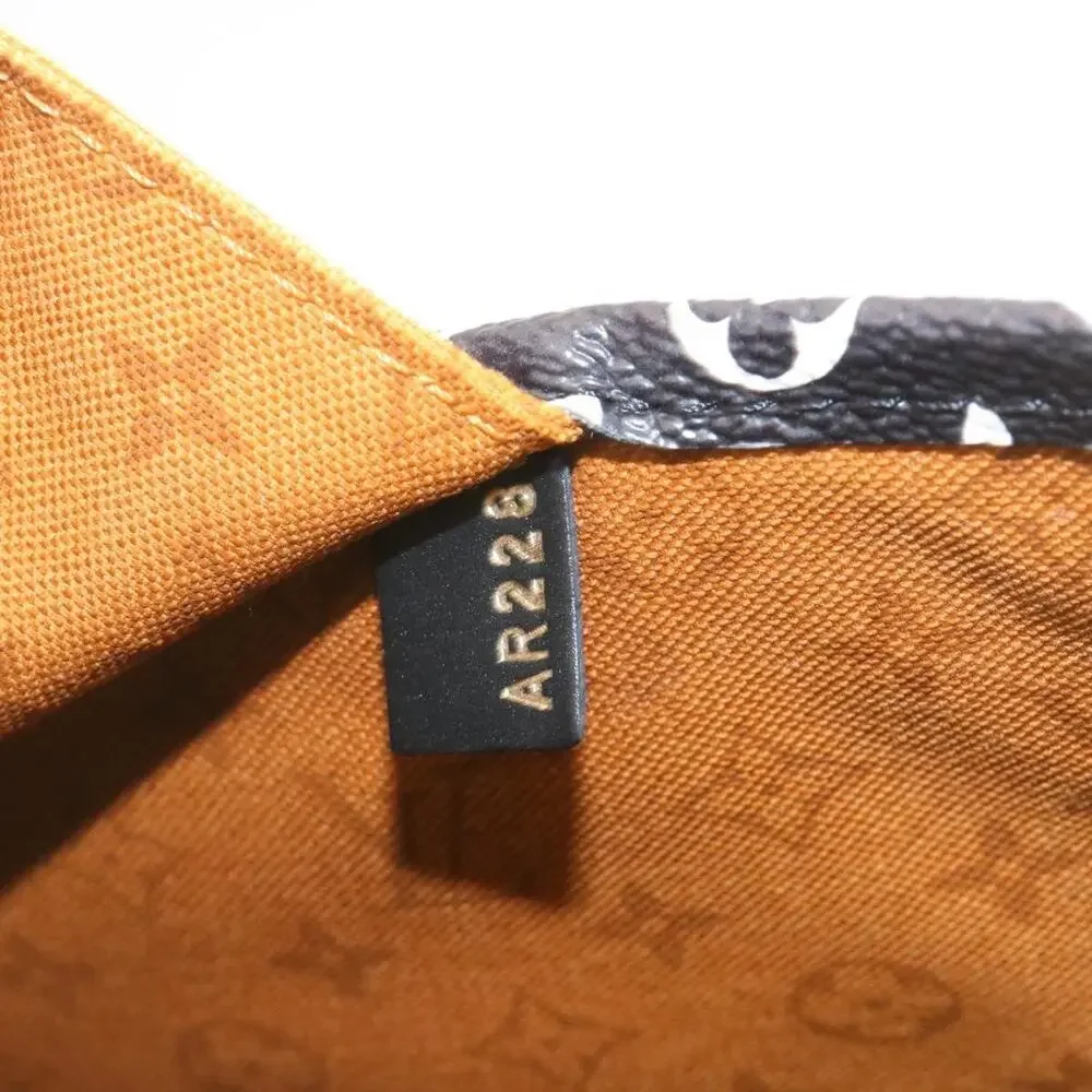 LOUIS VUITTON Monogram Giant Neverfull MM Tote Bag Caramel M56584